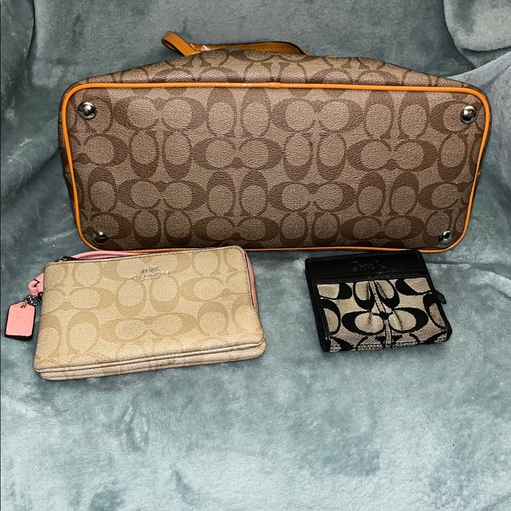 Coach Bundle - Picture 8 of 16